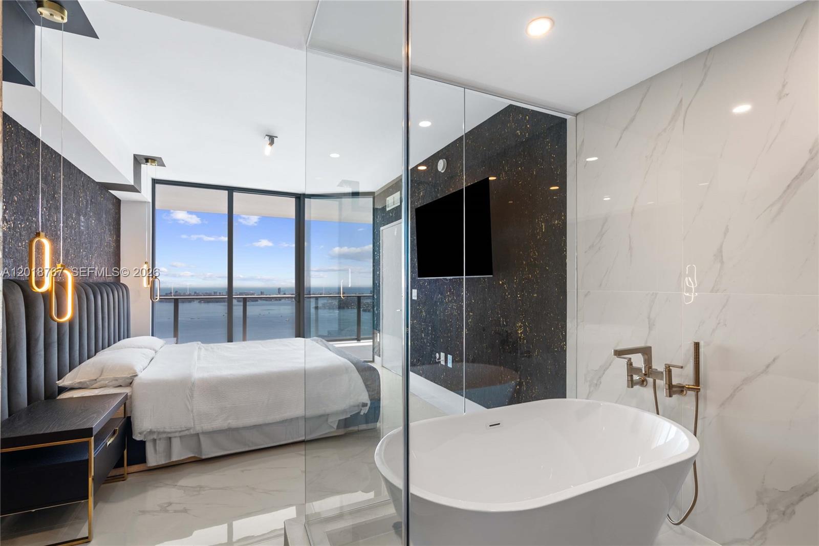 ARIA RESERVE - Residential