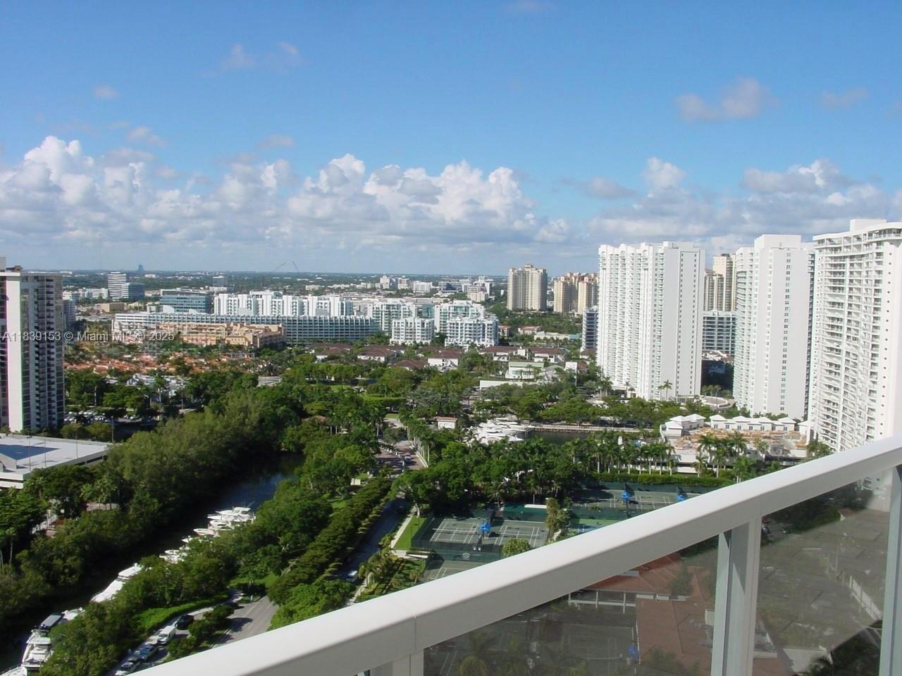 BELLINI AT WILLIAMS ISLAN - Residential