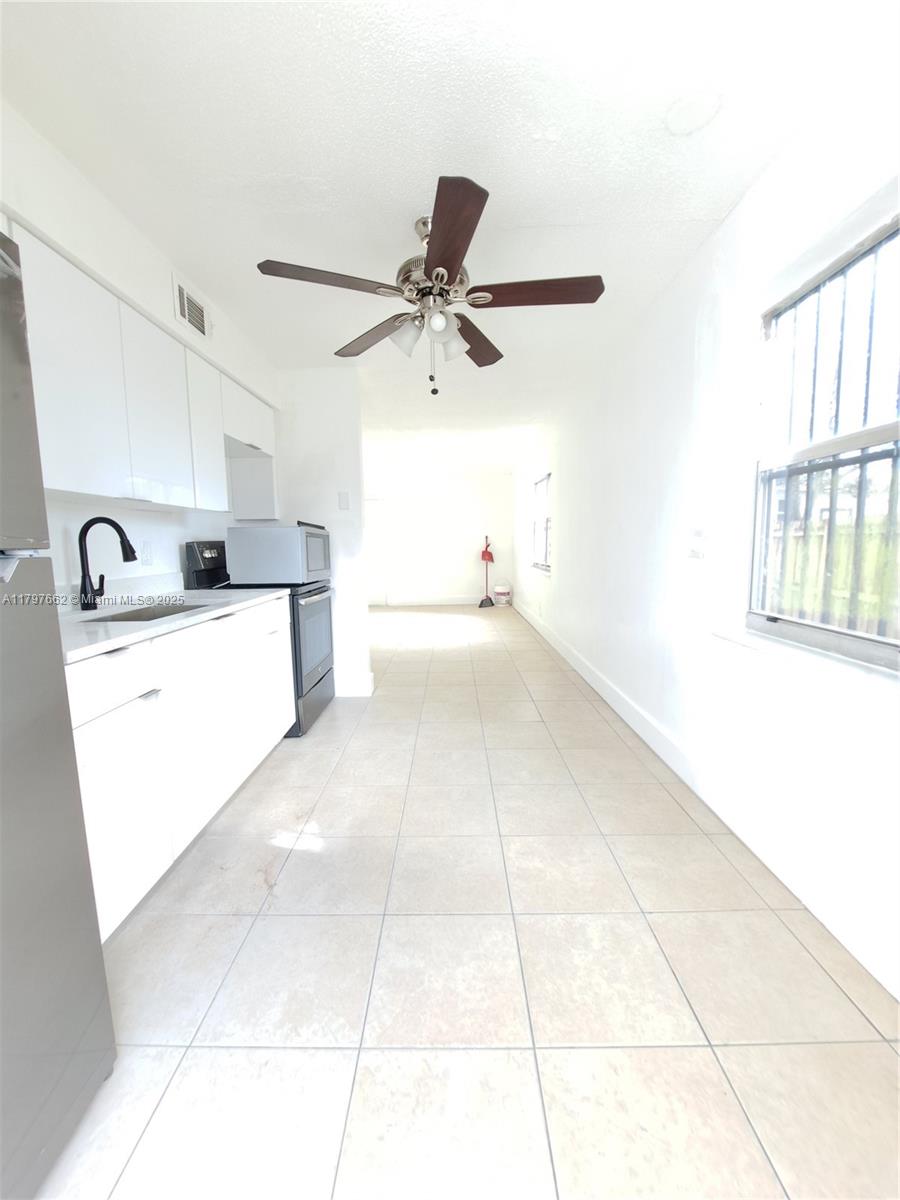 FRESHWATER ADD TO WPB - Residential Lease