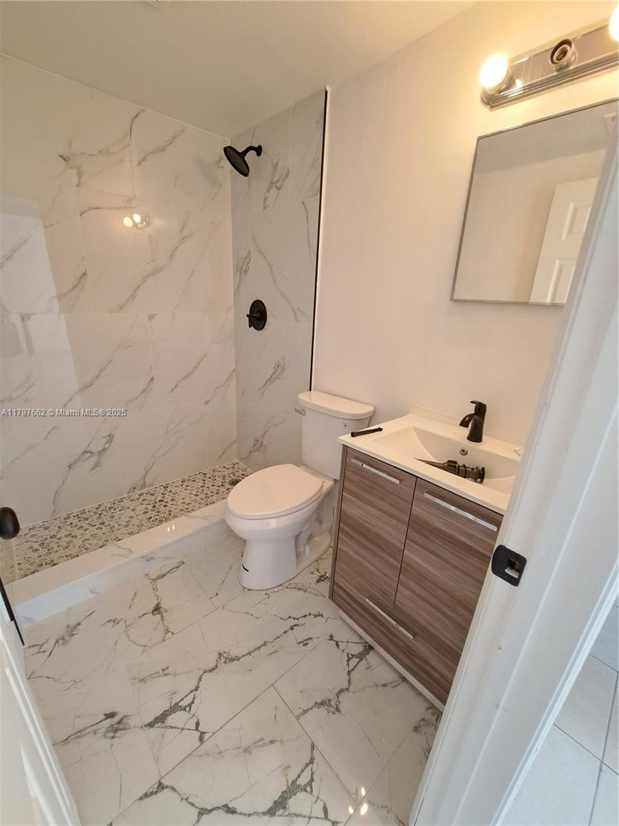 FRESHWATER ADD TO WPB - Residential Lease