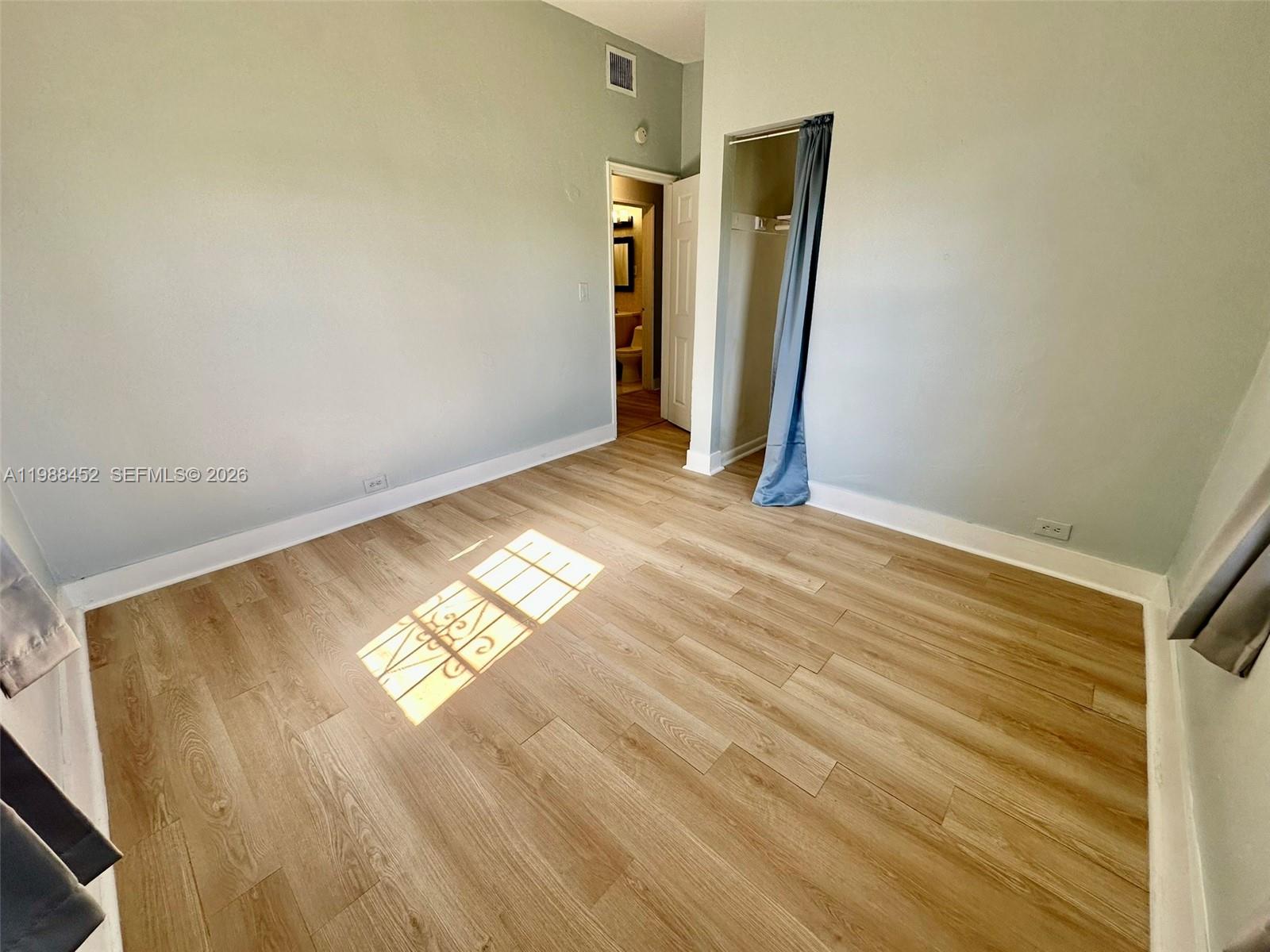 BUNCHE PARK - Residential Lease