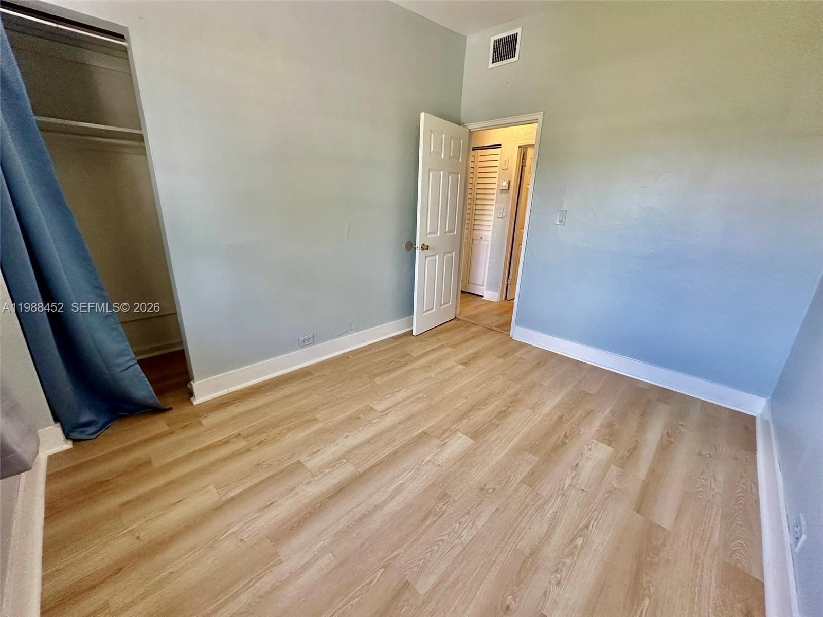 BUNCHE PARK - Residential Lease