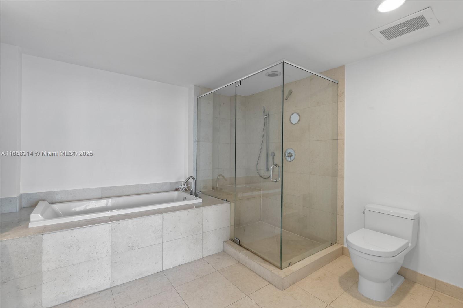 ICONBRICKELL CONDO NO 1 - Residential
