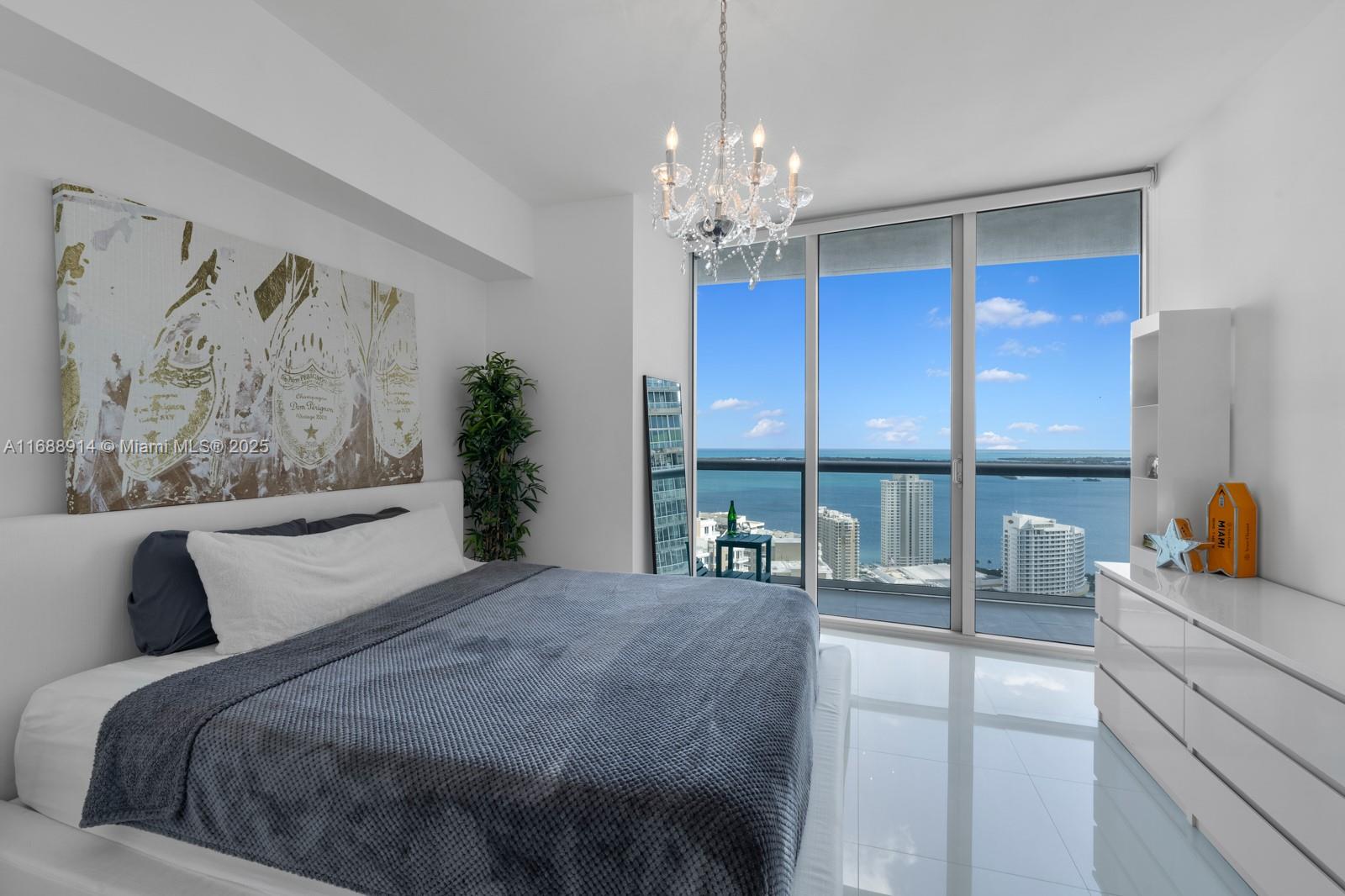 ICONBRICKELL CONDO NO 1 - Residential