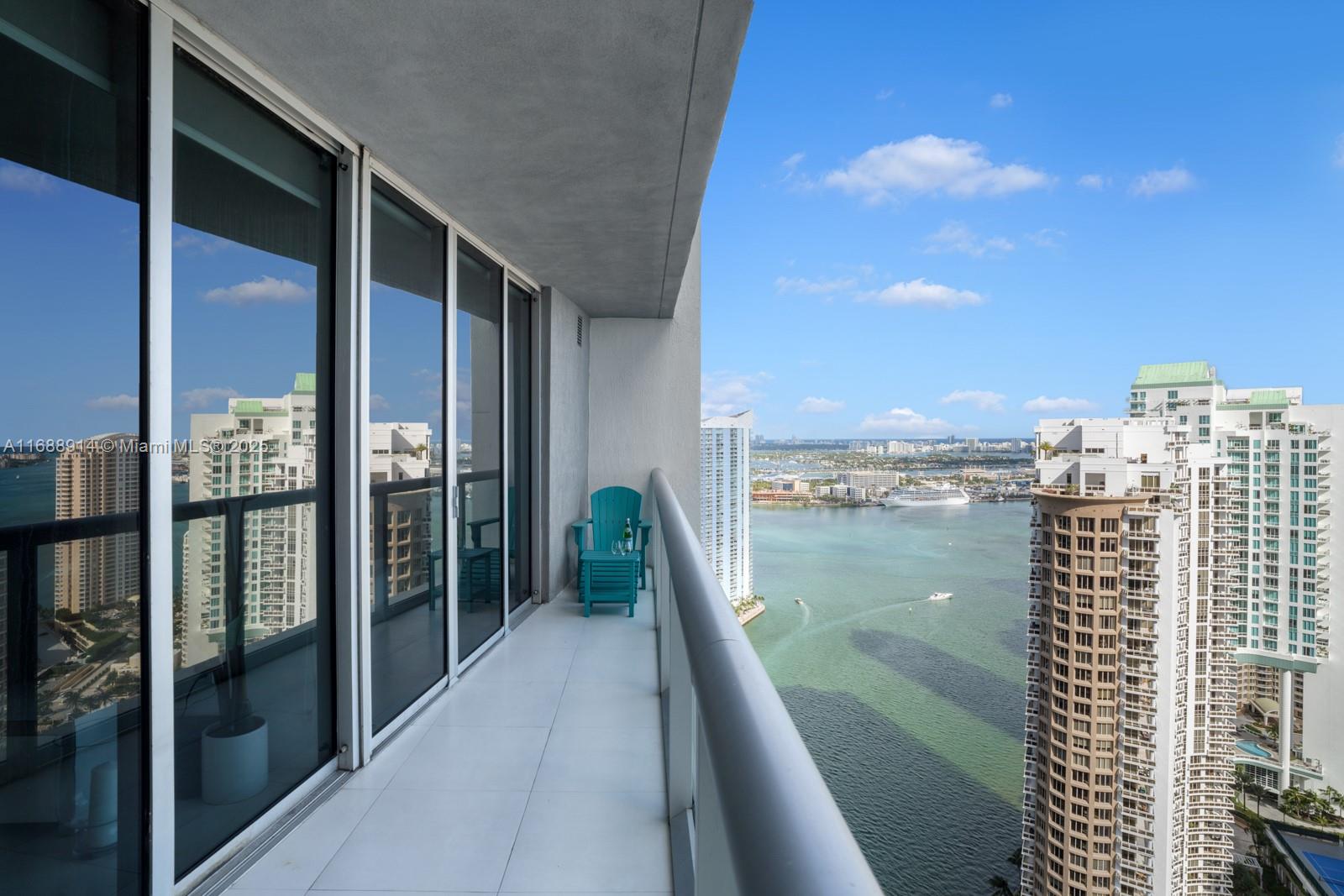 ICONBRICKELL CONDO NO 1 - Residential