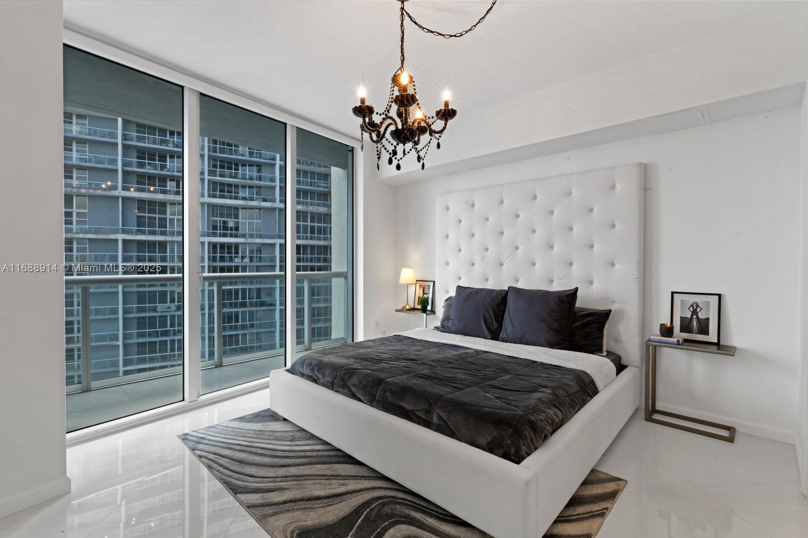 ICONBRICKELL CONDO NO 1 - Residential