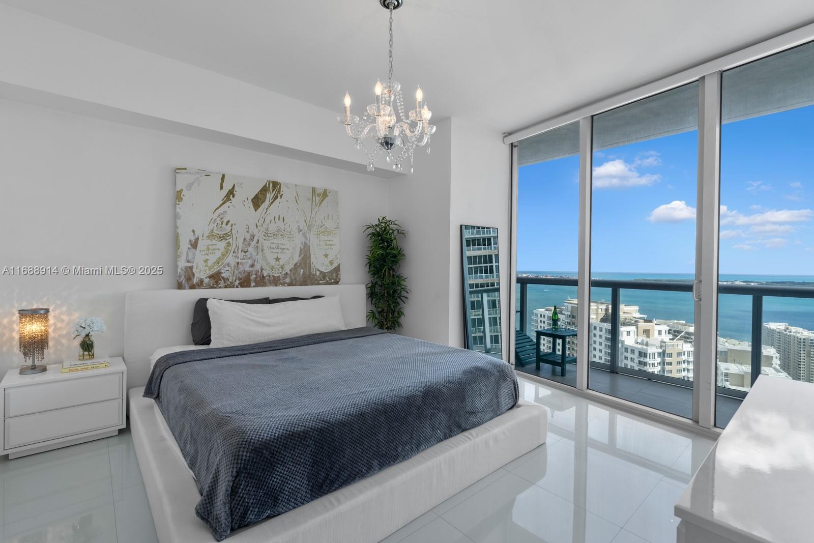 ICONBRICKELL CONDO NO 1 - Residential