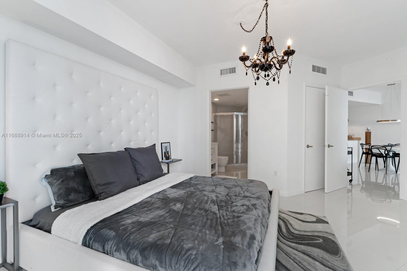 ICONBRICKELL CONDO NO 1 - Residential