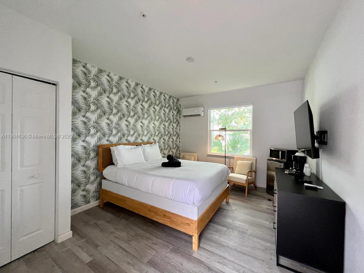 POMPANO BY THE SEA RESUB - Residential Lease