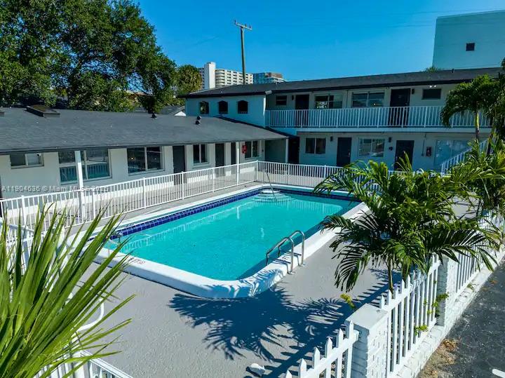 POMPANO BY THE SEA RESUB - Residential Lease