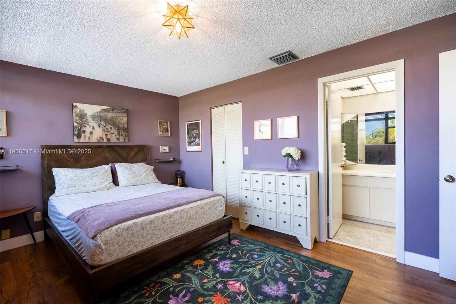 PEMBROKE LAKES SECTION SE - Residential