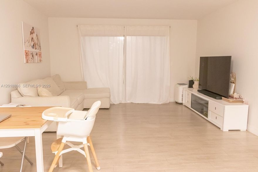 Rarely available spacious 1-bedroom, 2 full bathroom apartment featuring an oversized bedroom and beautifully updated interiors! This updated unit features remodeled bathrooms and kitchen, modern finishes throughout, a nice private balcony, and full-size washer and dryer inside the unit. Tons of space and natural light. Prime location close to major highways, shopping, restaurants, and everything you need! Cash only purchase required due to current building financing guidelines.