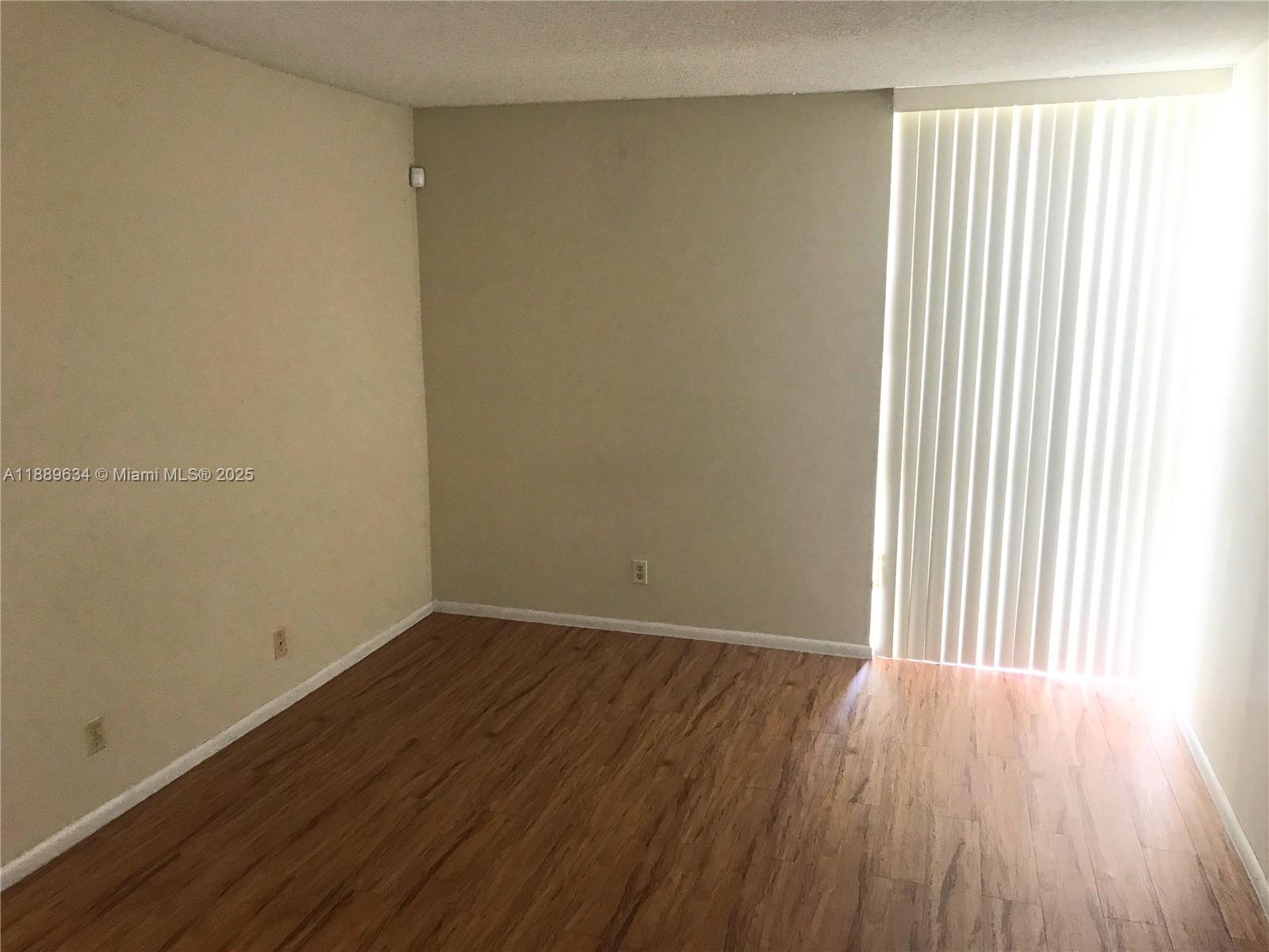 NEWPORT AT LAUDERHILL CON - Residential Lease