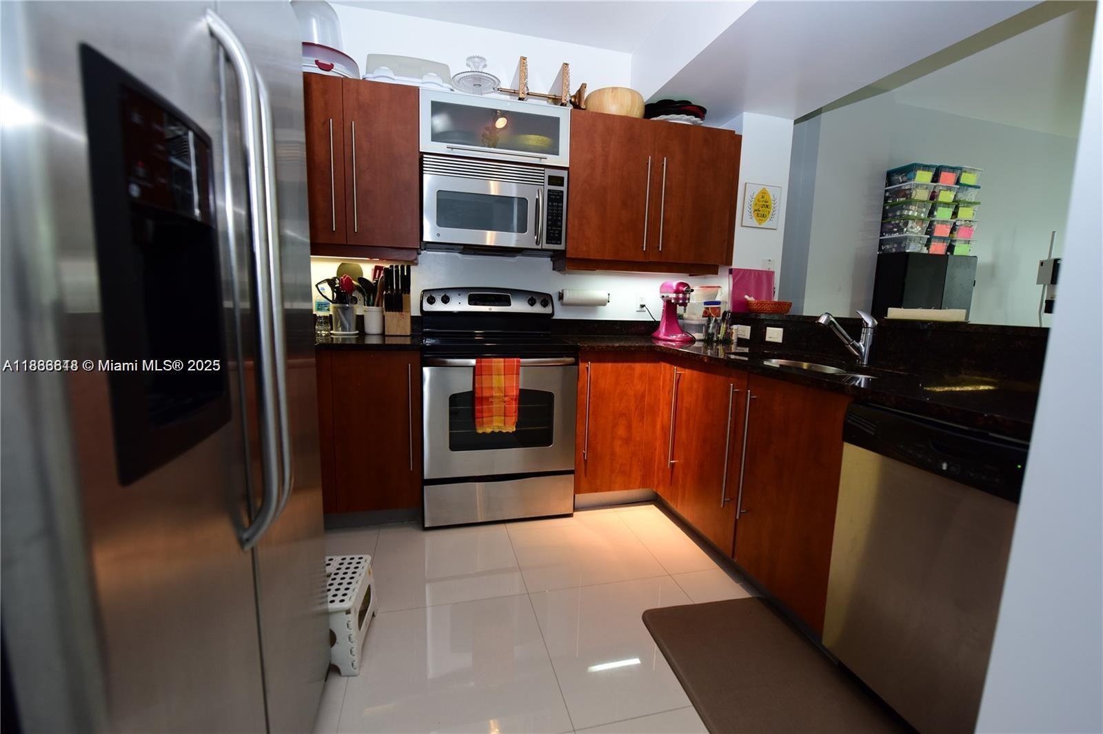 TOSCANO CONDO - Residential Lease