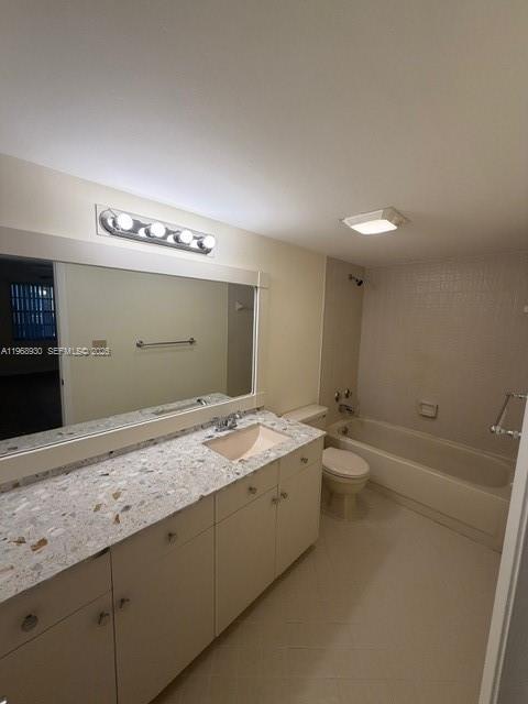 SAXON WOODS NORTH CONDO - Residential