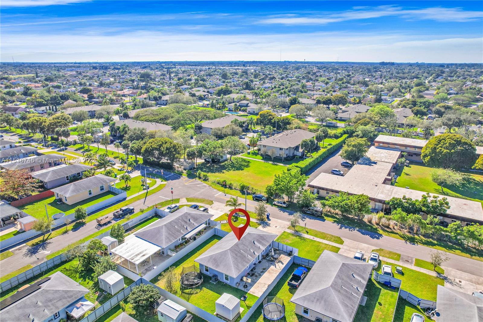 CARIBBEAN PALMS FIRST ADD - Residential
