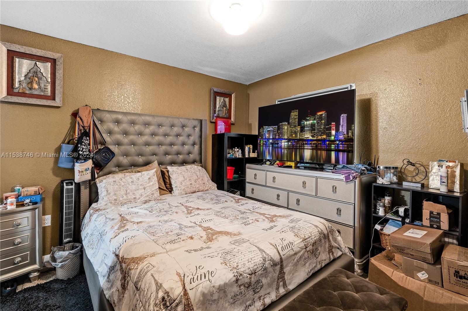 CARIBBEAN PALMS FIRST ADD - Residential