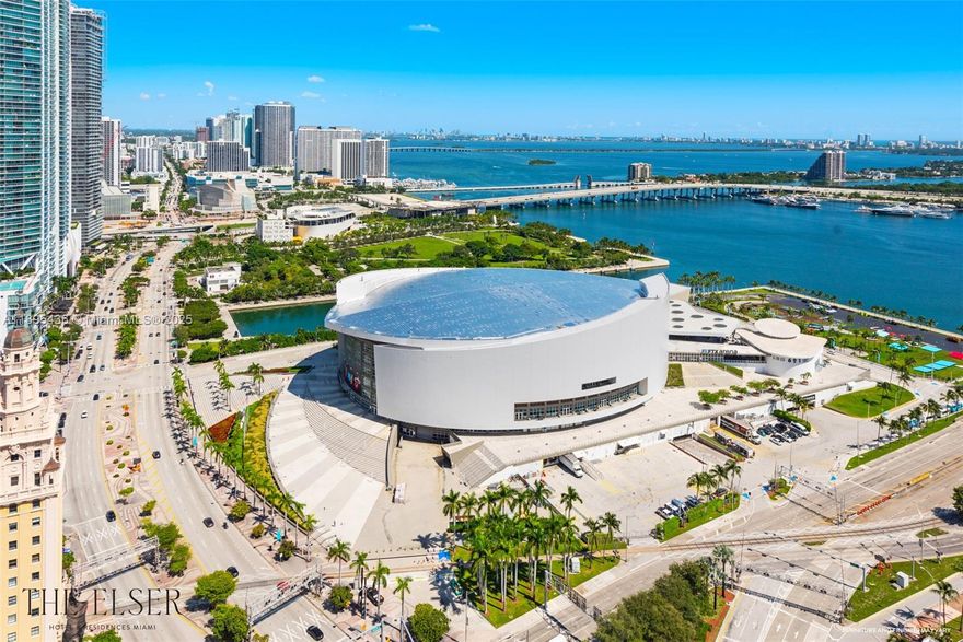 Panoramic WOW Skyline and Water views of Biscayne Bay and Downtown Miami from this fully furnished studio residence with private balcony in the heart of Downtown at The Elser Hotel & Residences. Featuring porcelain tiles, high end appliances, in unit washer/dryer , smart keyless entry, and a smart thermostat. Amenities embrace the Miami lifestyle with a sky lounge, state of the art gym, 132 foot Resort style pool, private lounge areas, and a poolside LED wall. Walking distance to Miami's world-class entertainment, arts, shopping, and dining. Call this residence home or join the hotel management program for daily rentals