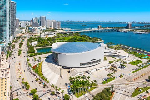 398 NE 5th St 2102 Miami FL 33132