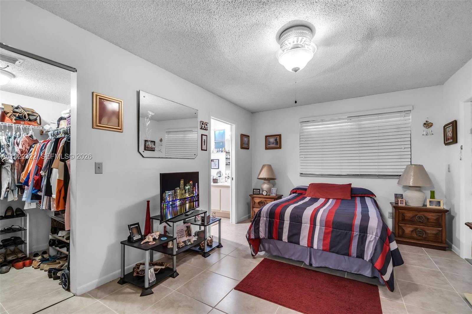 COUNTRY LANE CONDO #2 - Residential