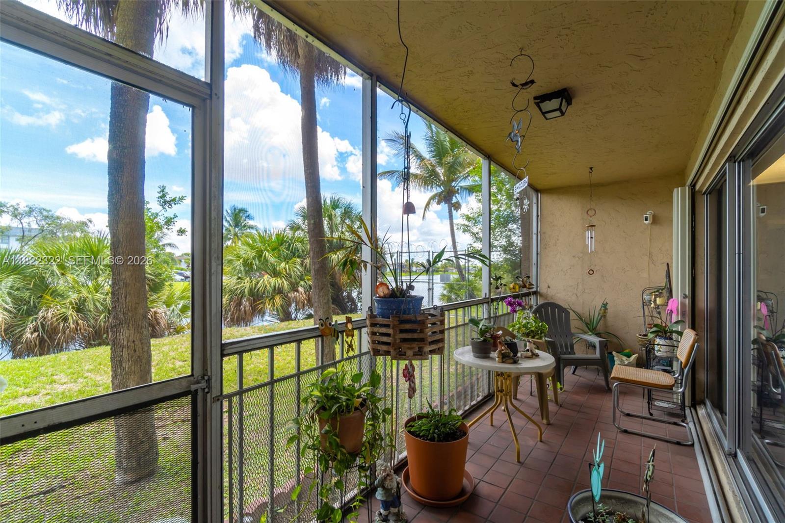 COUNTRY LANE CONDO #2 - Residential