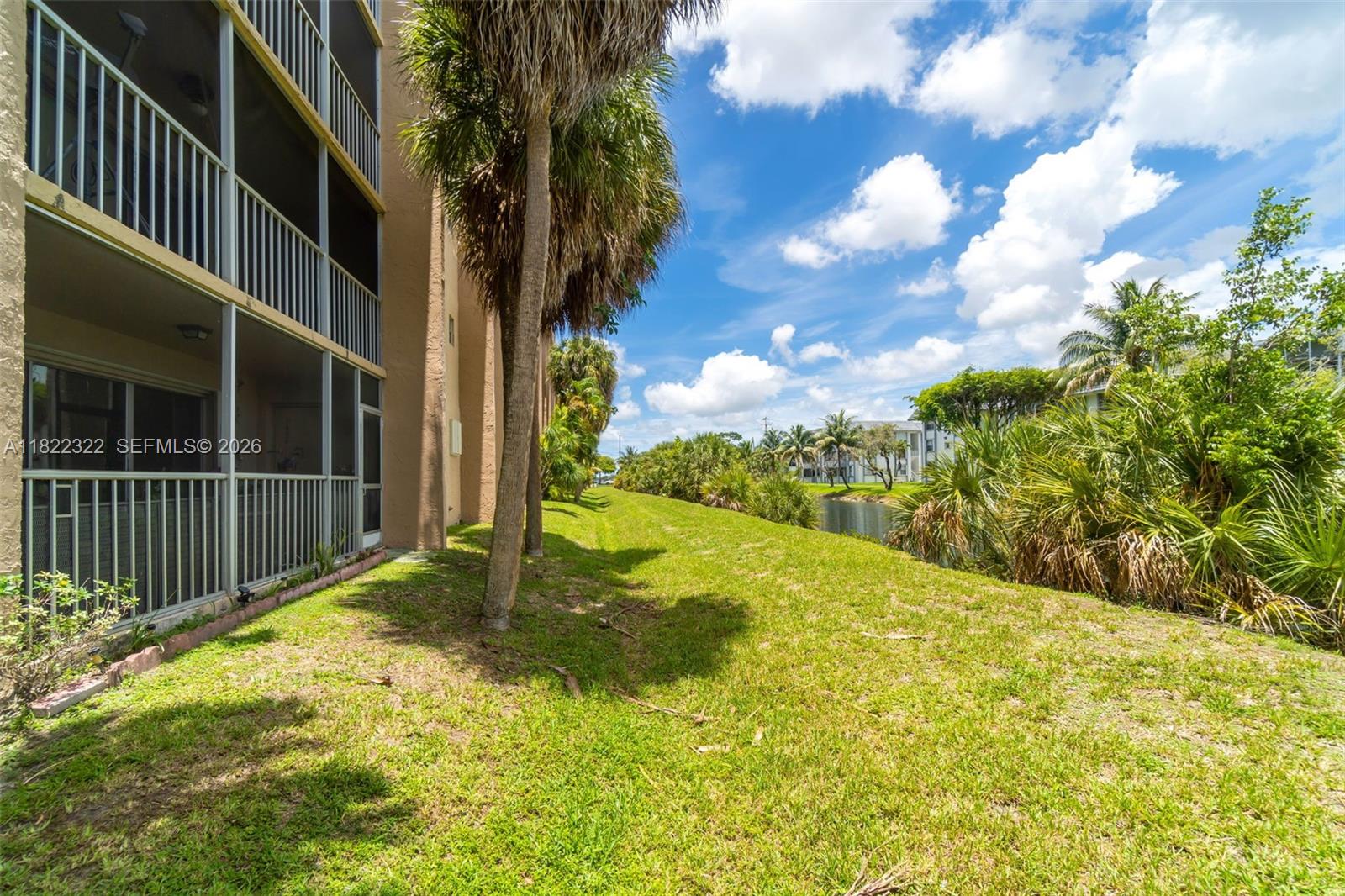 COUNTRY LANE CONDO #2 - Residential