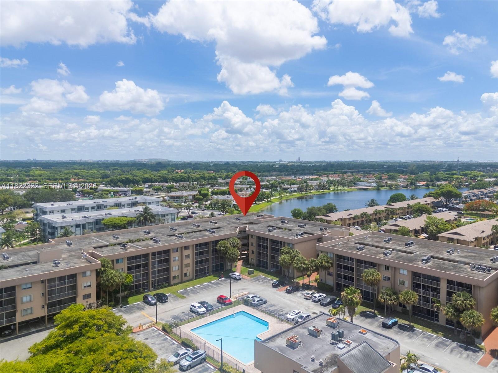 COUNTRY LANE CONDO #2 - Residential