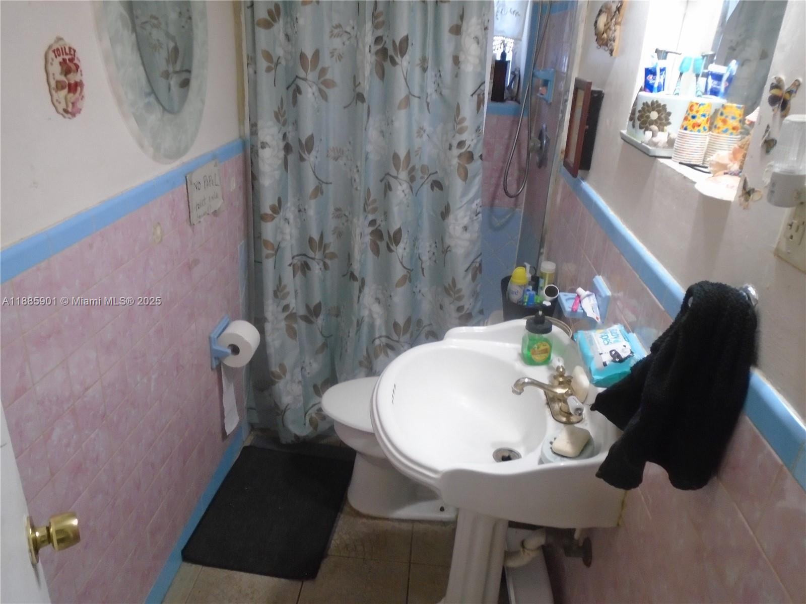 DRIFTWOOD ACRES NO 1 - Residential