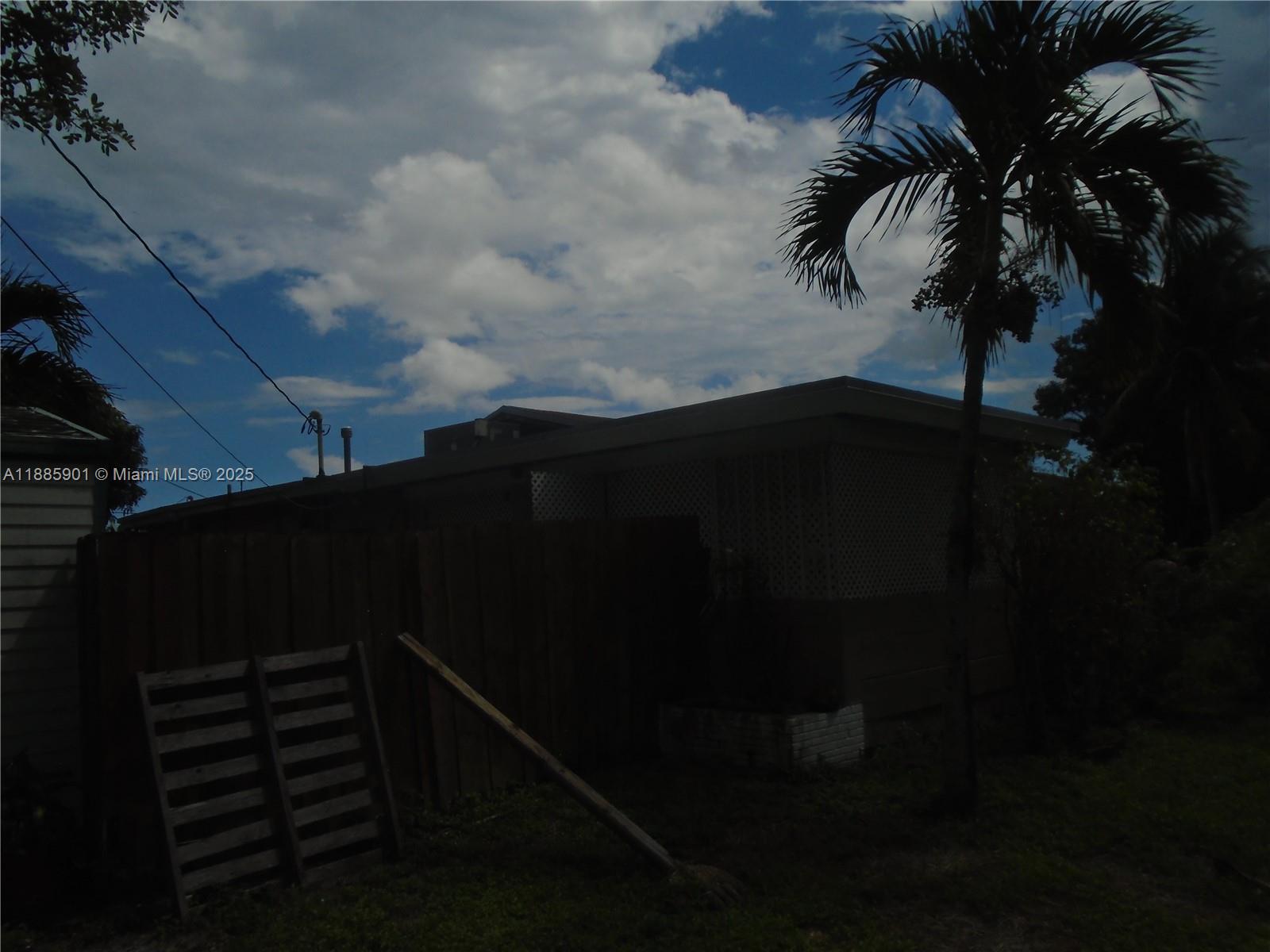 DRIFTWOOD ACRES NO 1 - Residential