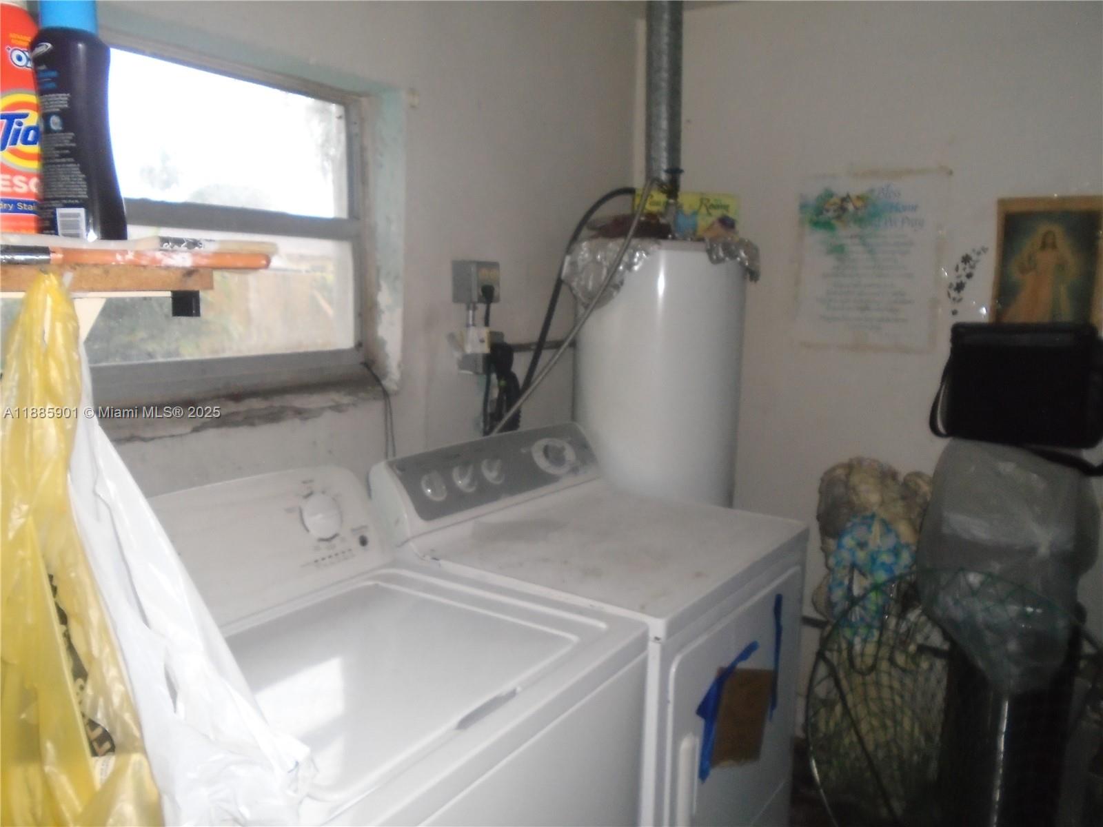 DRIFTWOOD ACRES NO 1 - Residential