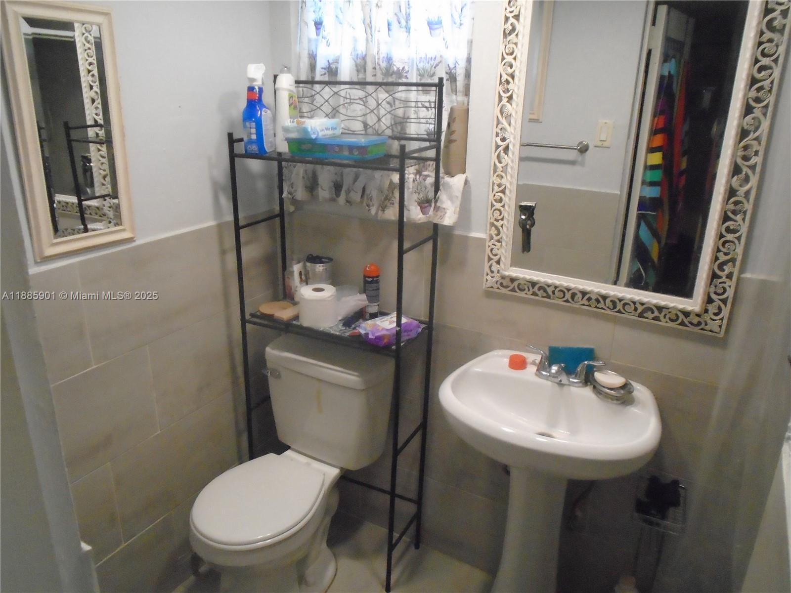 DRIFTWOOD ACRES NO 1 - Residential