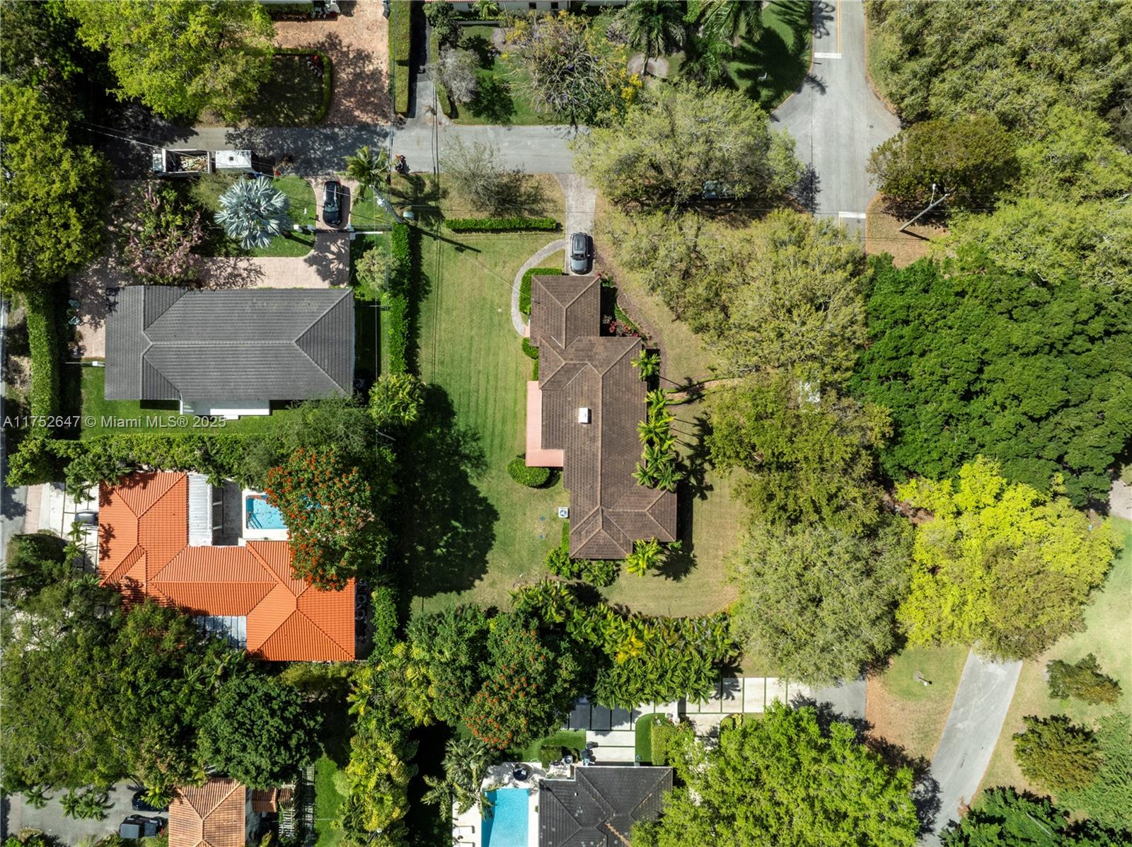 CORAL GABLES COUNTRY CLUB - Residential