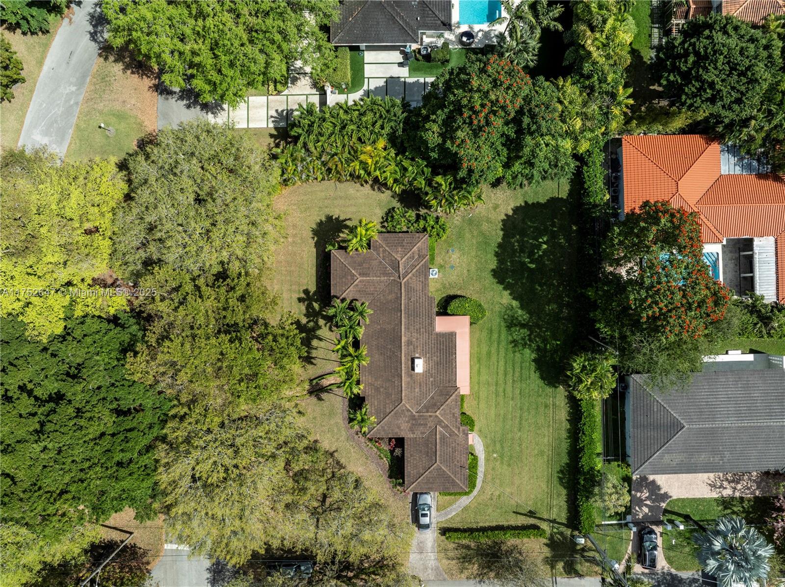 CORAL GABLES COUNTRY CLUB - Residential