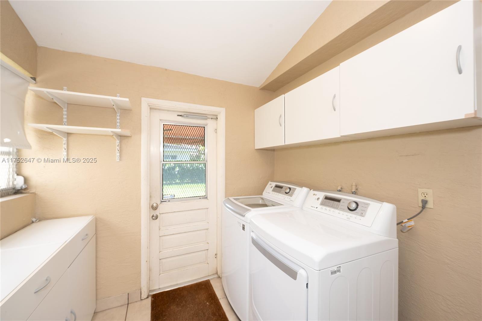 CORAL GABLES COUNTRY CLUB - Residential