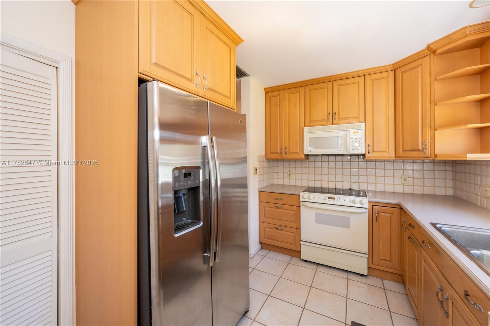 CORAL GABLES COUNTRY CLUB - Residential