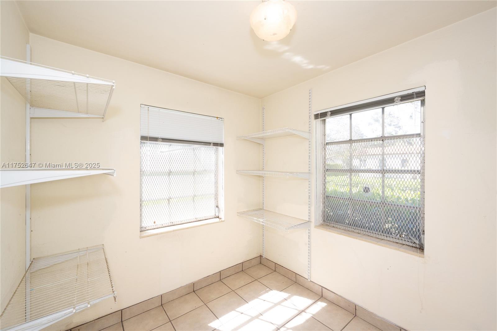 CORAL GABLES COUNTRY CLUB - Residential