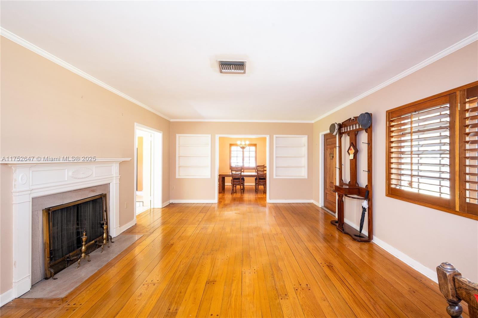 CORAL GABLES COUNTRY CLUB - Residential