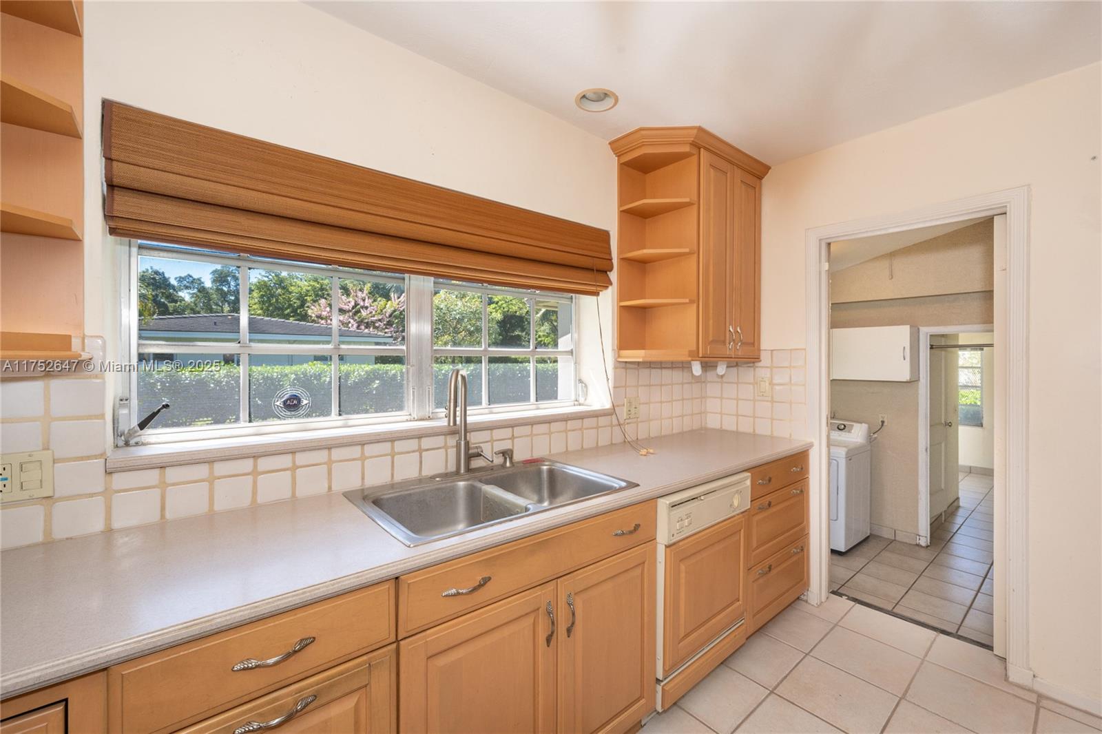 CORAL GABLES COUNTRY CLUB - Residential