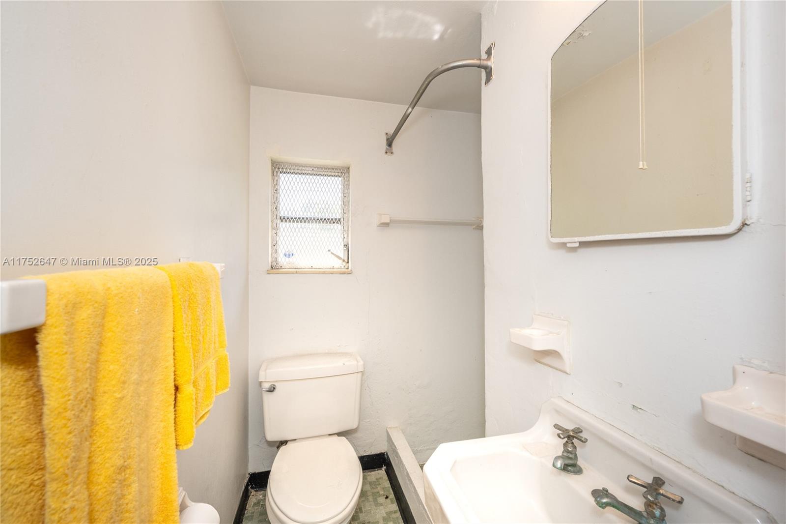 CORAL GABLES COUNTRY CLUB - Residential