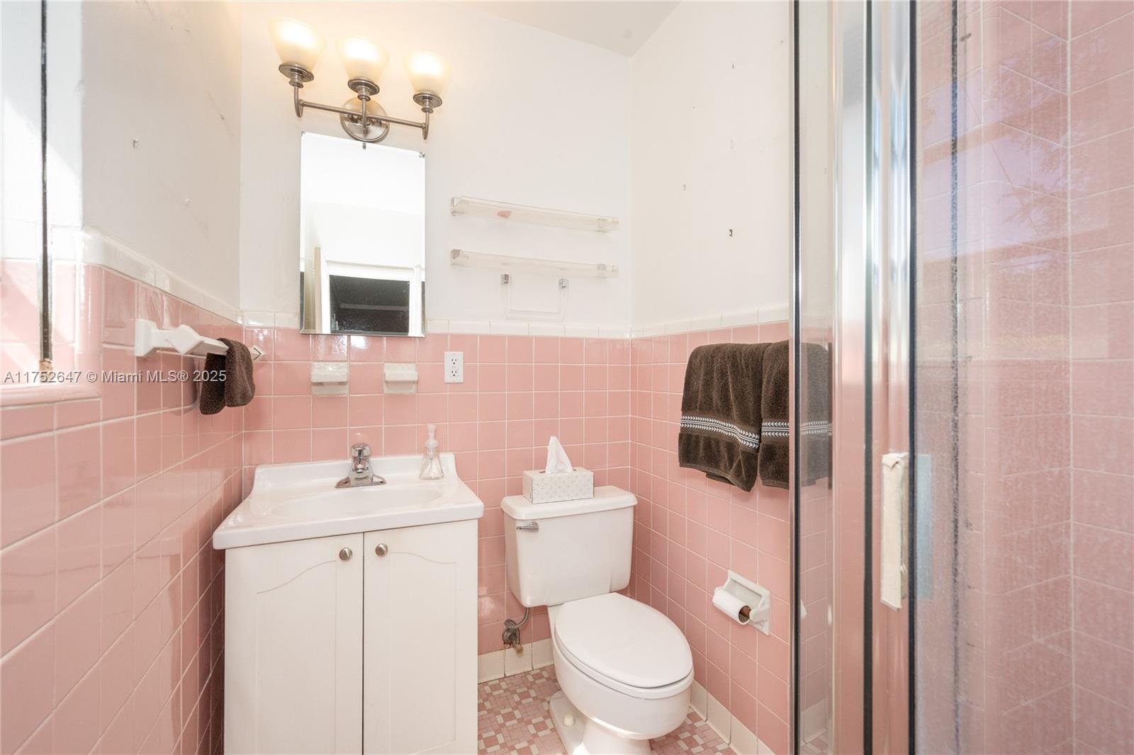 CORAL GABLES COUNTRY CLUB - Residential