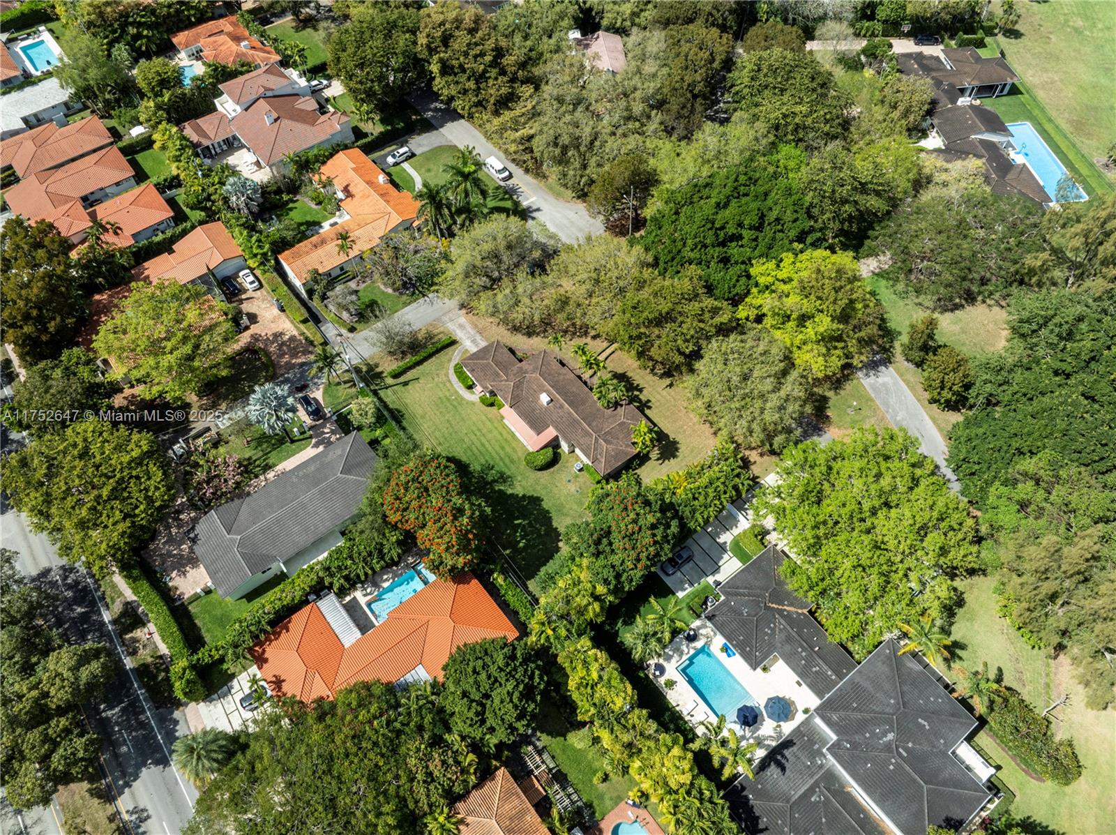 CORAL GABLES COUNTRY CLUB - Residential