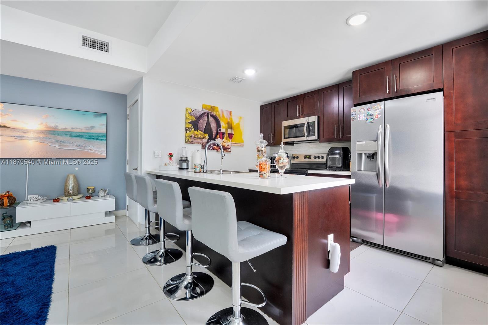 PARADISE GARDENS - Residential