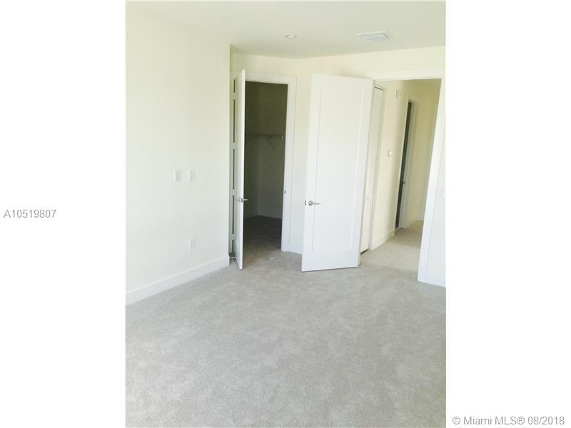 LANDMARK AT DORAL - Residential Lease