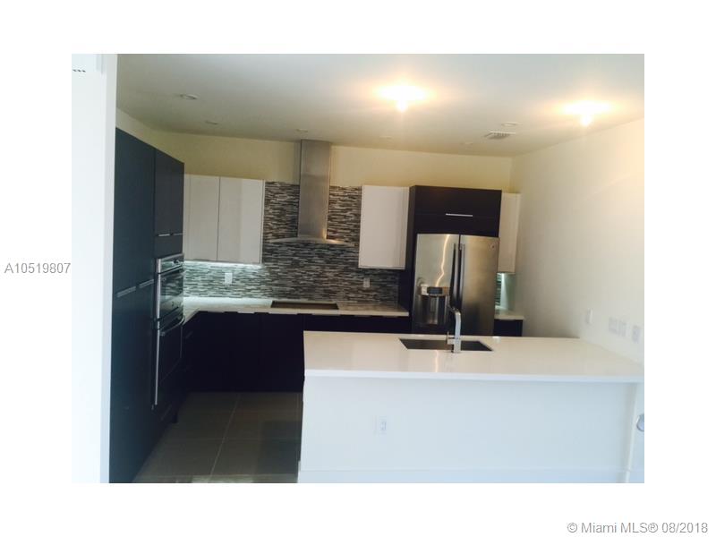 LANDMARK AT DORAL - Residential Lease