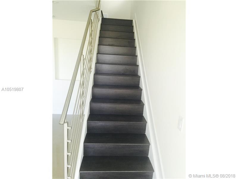 LANDMARK AT DORAL - Residential Lease