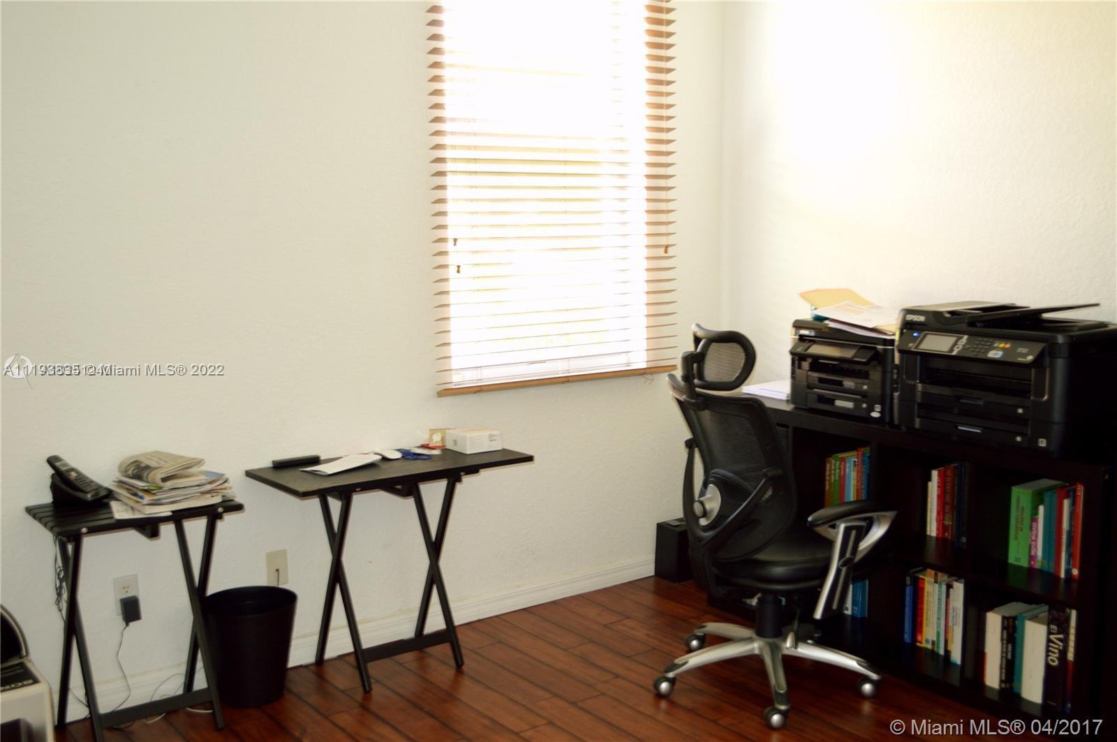 ISLES AT WESTON - Residential Lease