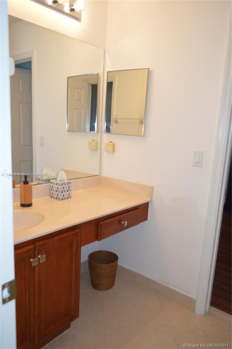 ISLES AT WESTON - Residential Lease