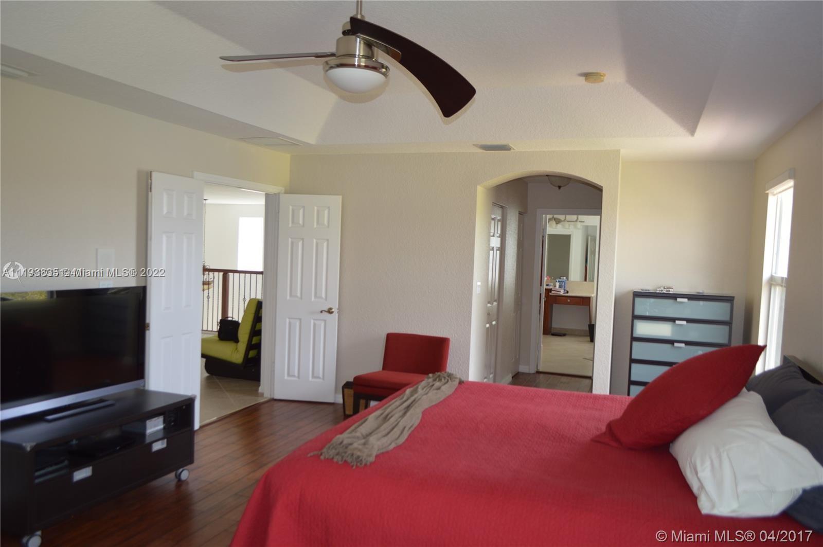 ISLES AT WESTON - Residential Lease