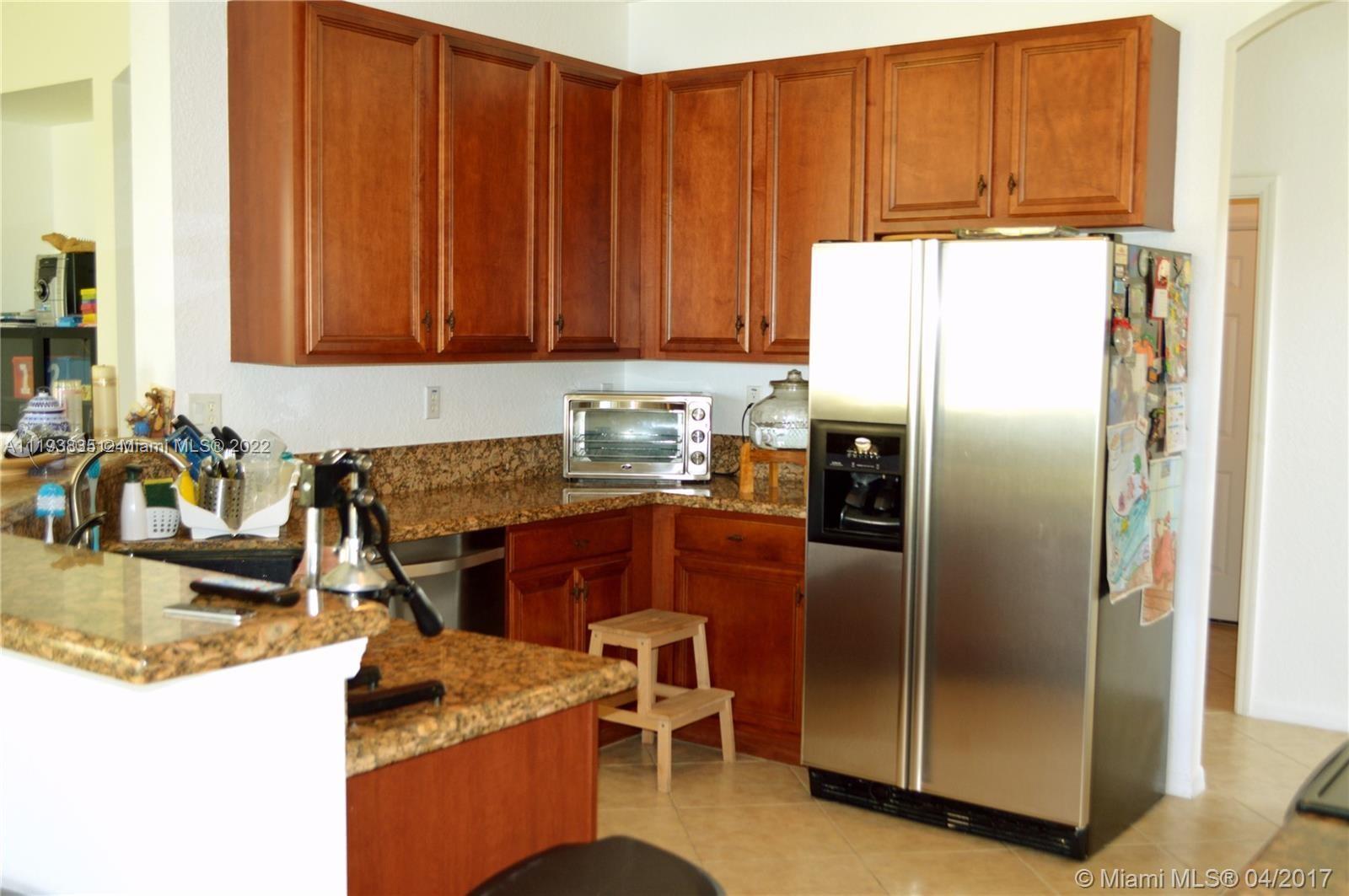 ISLES AT WESTON - Residential Lease