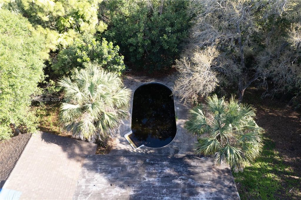 Photo of 10815 N 164th Ct N, Jupiter, FL 33478 (MLS # A11366327)